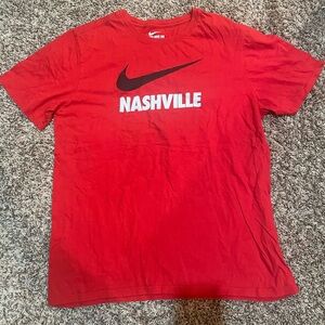Nike tee